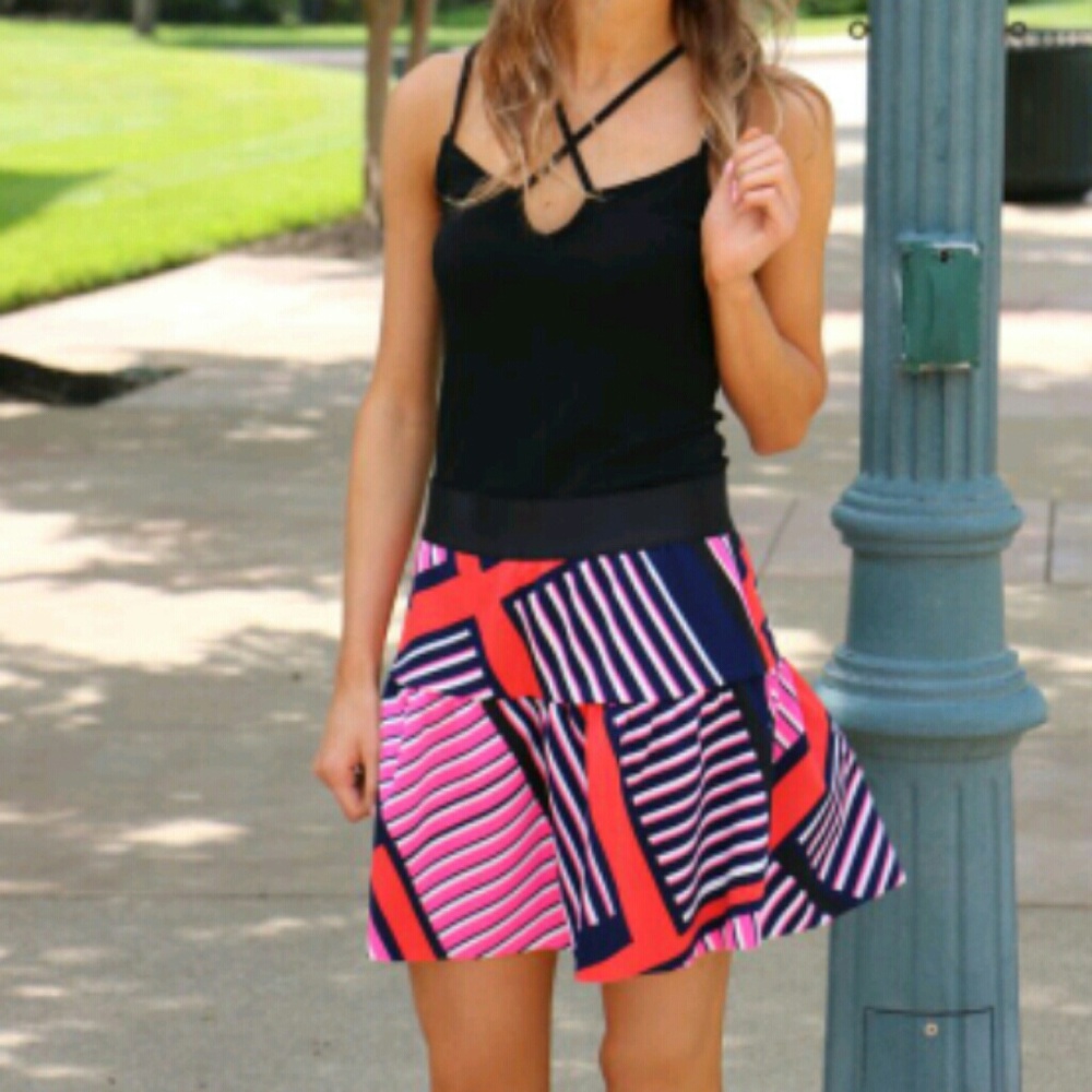 Express Swing Skirt - Picture 3 of 6